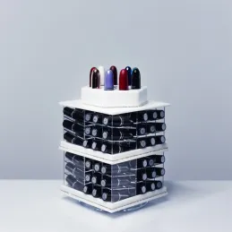 Organizer na pomadki  USADDICTED - Original Spinning Lipstick Tower - White