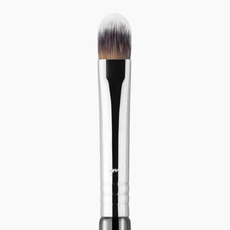 Sigma Beauty - F70 Concealer Brush - chrome